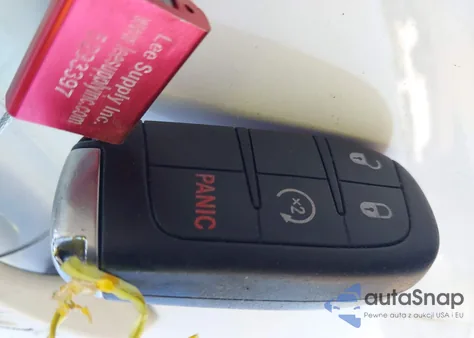 2015 Dodge Journey Crossroad z USA, uszkodzony, nr VIN 3C4PDCGG8FT567835